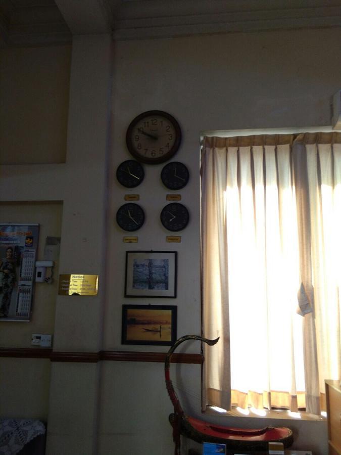 Hotel Halpin Yangon Bagian luar foto
