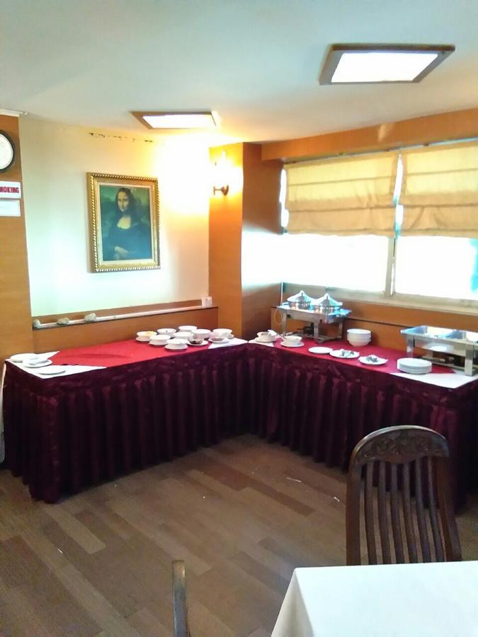 Hotel Halpin Yangon Bagian luar foto
