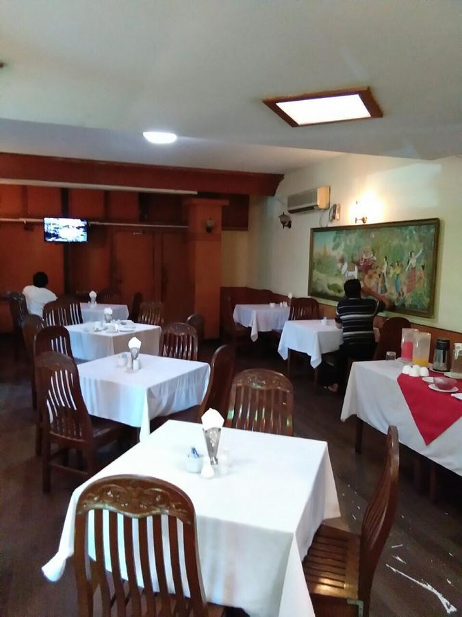 Hotel Halpin Yangon Bagian luar foto